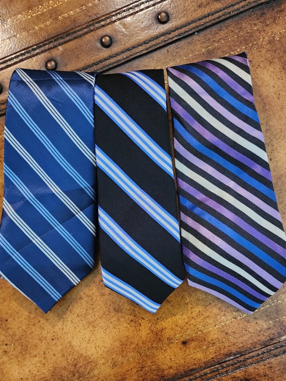 3pc CHAPS ARROW VAN HEUSEN 100% Silk Men’s Tie Lot Blue Purple Striped